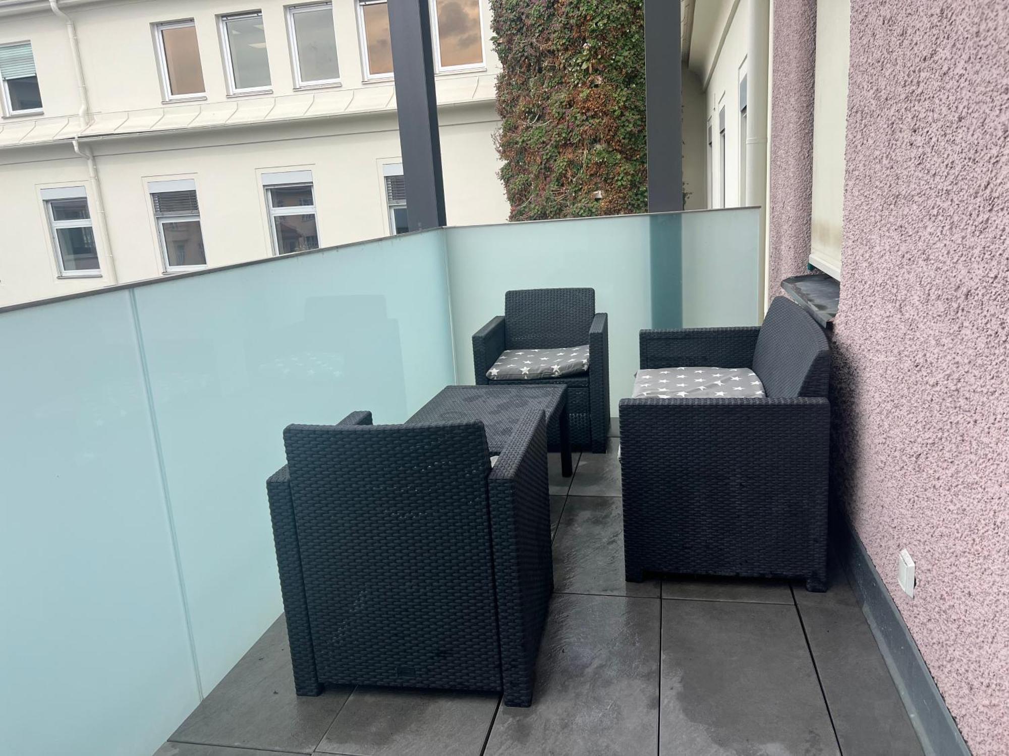 Loft Mit Kingsize Wasserbett Graz Extérieur photo